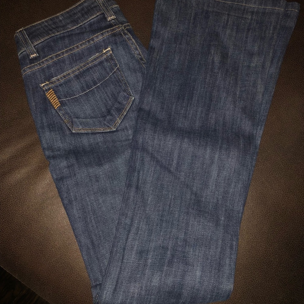 Paige Jeans / Size 25 - Hollywood Hills